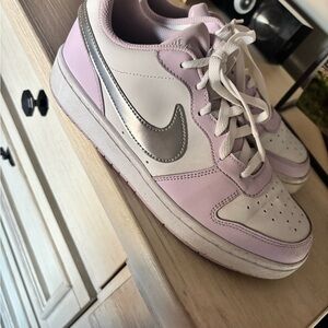 Nike Low-Dunk Sneakers in White, Lavender & Silver
